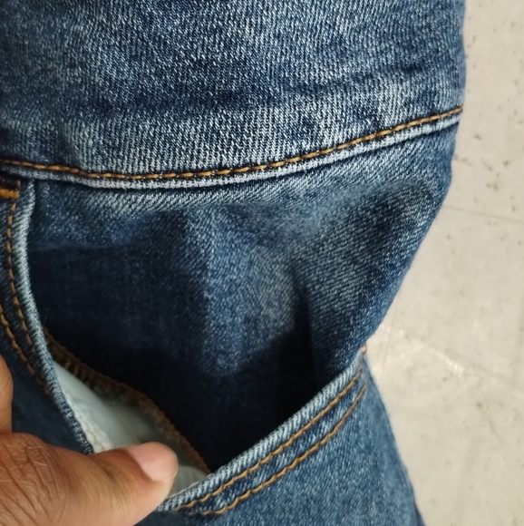 Old Navy Cury Profile Denim Blue Jean Shorts Women Size 22 Plus Regular - Picture 13 of 15